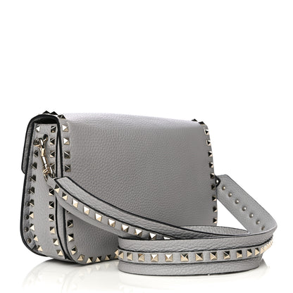 Valentino Garavani Pebbled Calfskin Medium Rockstud Flap Saddle Bag Pastel Grey 4 of 13