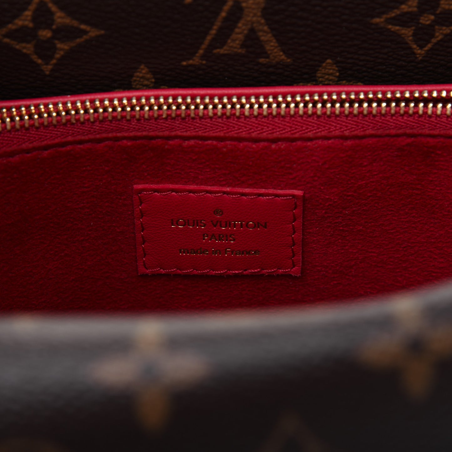Grained Calfskin Monogram Double V Rubis