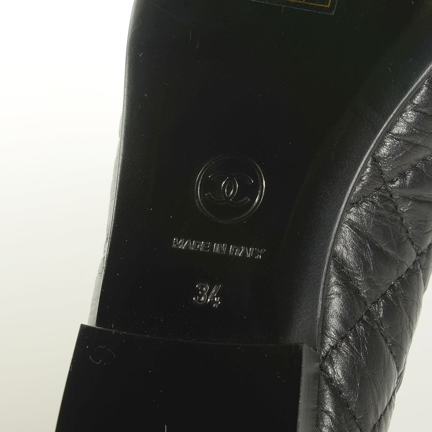 Aged Calfskin Quilted Cap Toe Ballerina Flats 34 Black