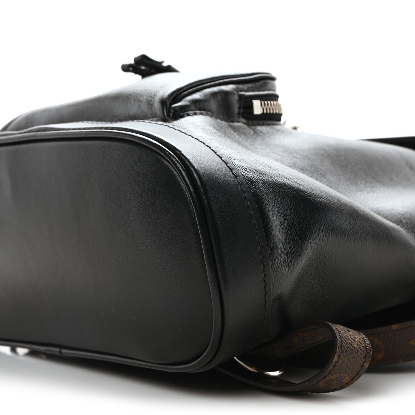 Lambskin Monogram Montsouris Vibe PM Black