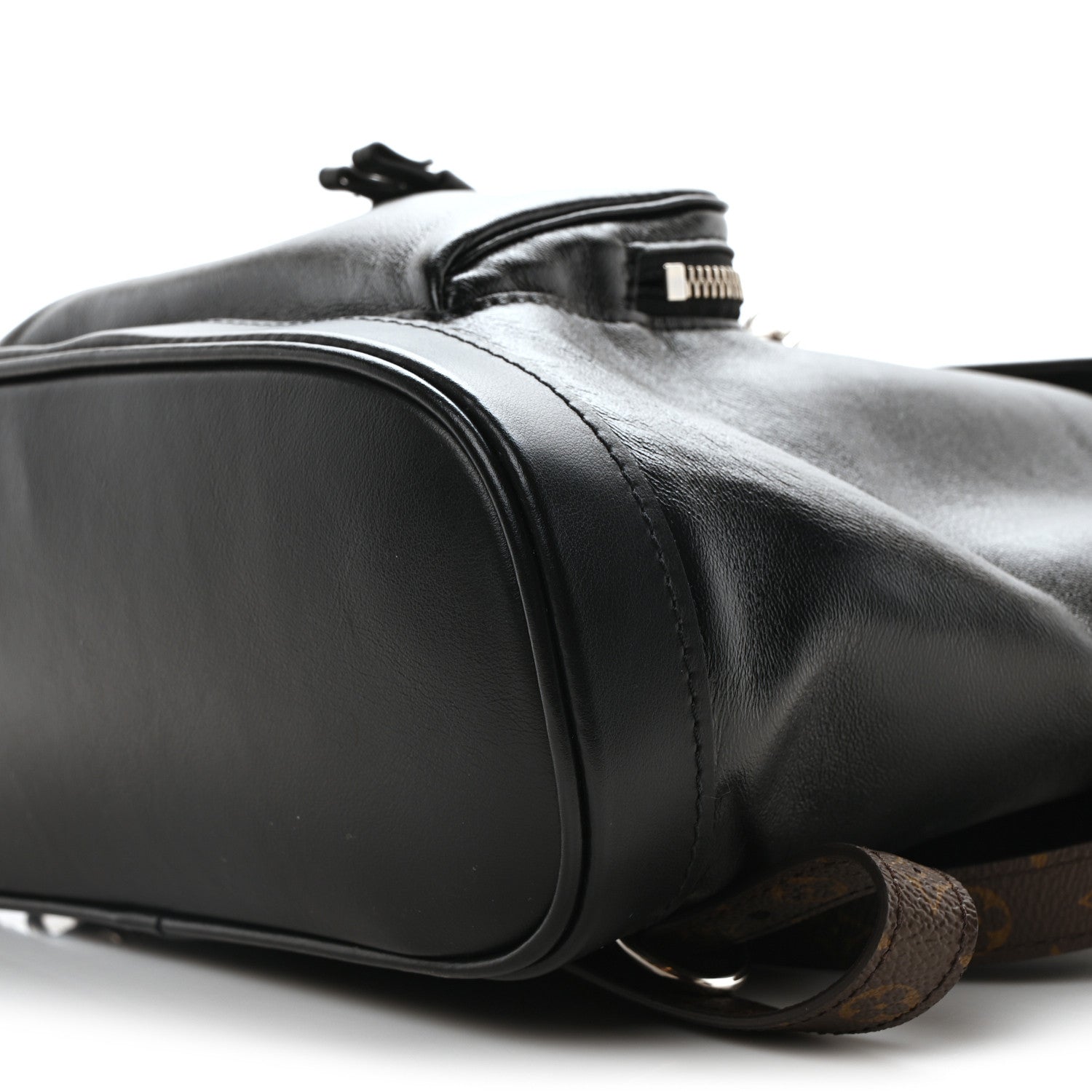 Louis Vuitton Lambskin Monogram Montsouris Vibe PM Black 9 of 9