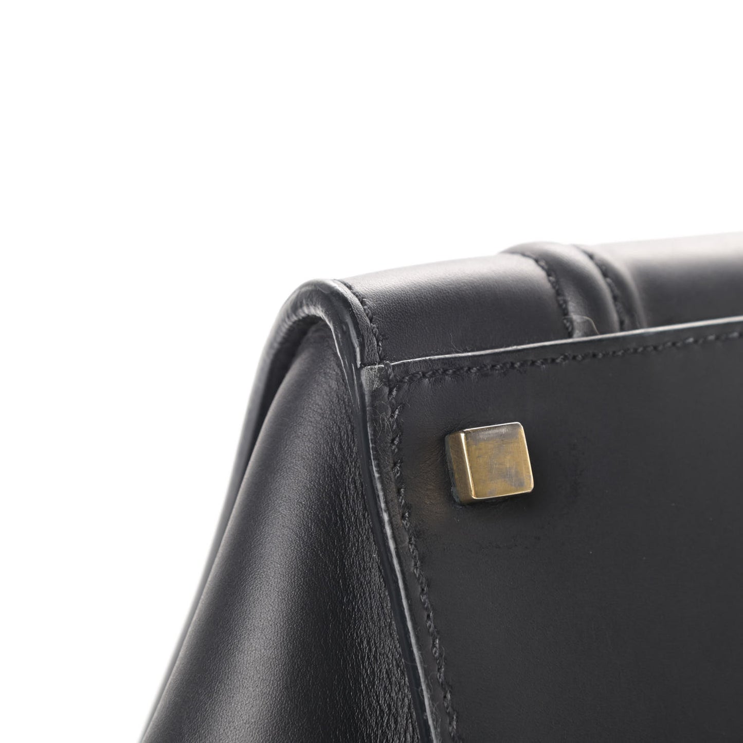 Smooth Calfskin Medium Phantom Luggage Black