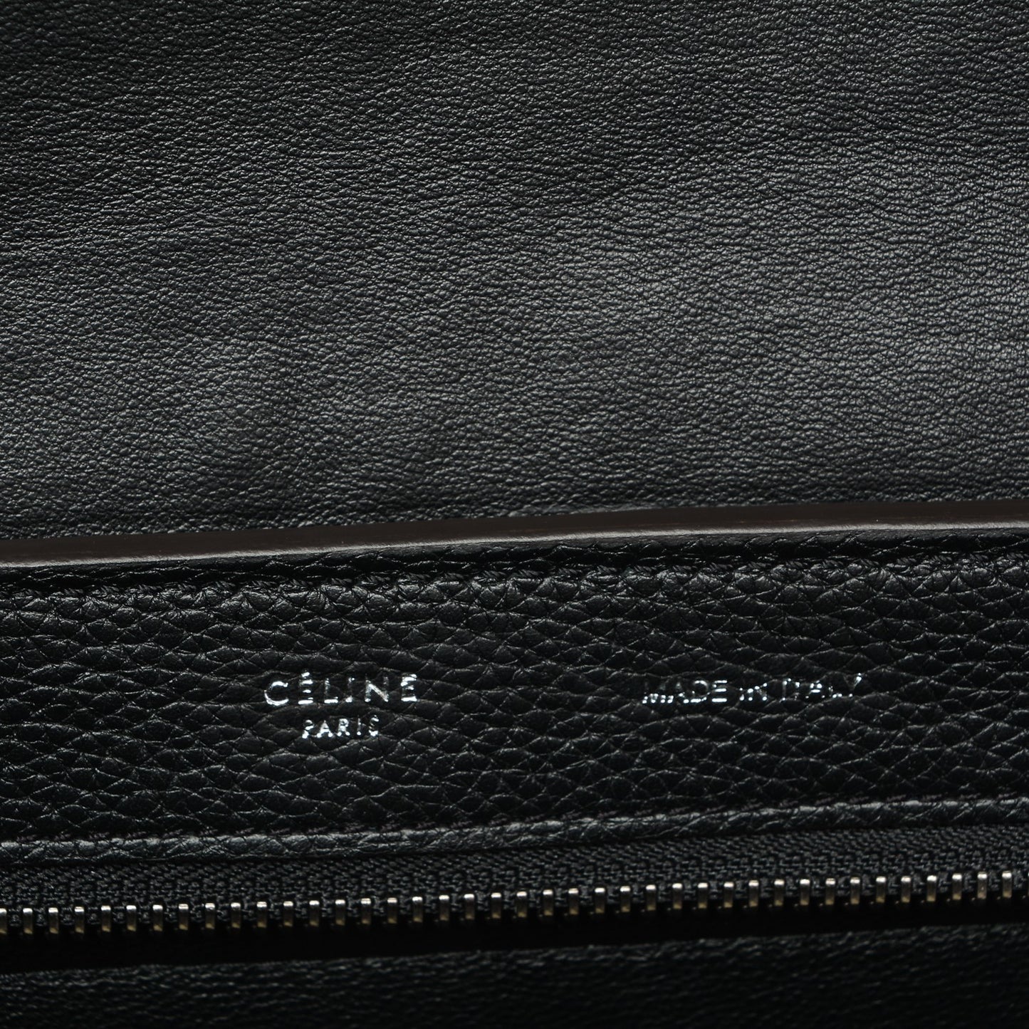 Drummed Calfskin Suede Medium Trapeze Black