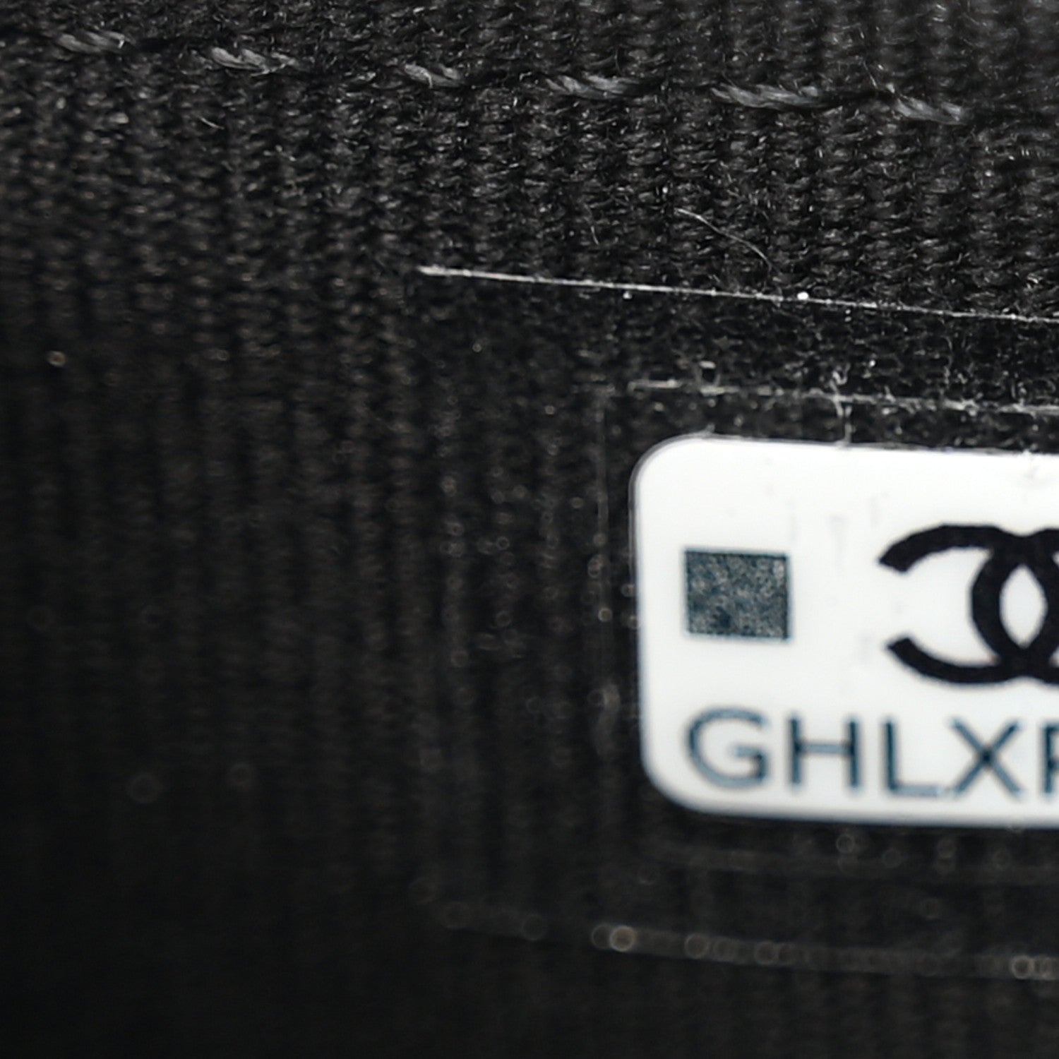 Chanel Caviar Quilted Chanel 19 Zip Card Holder Black 7 of 8