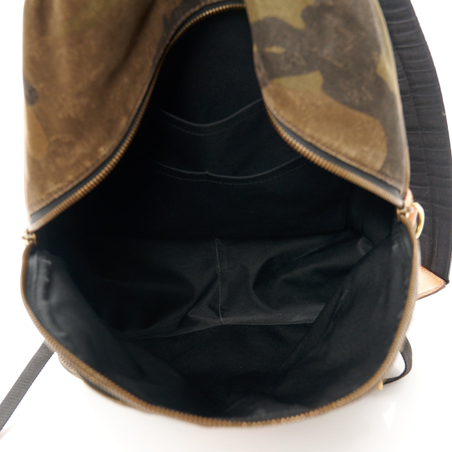 Louis Vuitton X SUPREME Canvas Camouflage Apollo Backpack 1622783   FASHIONPHILE