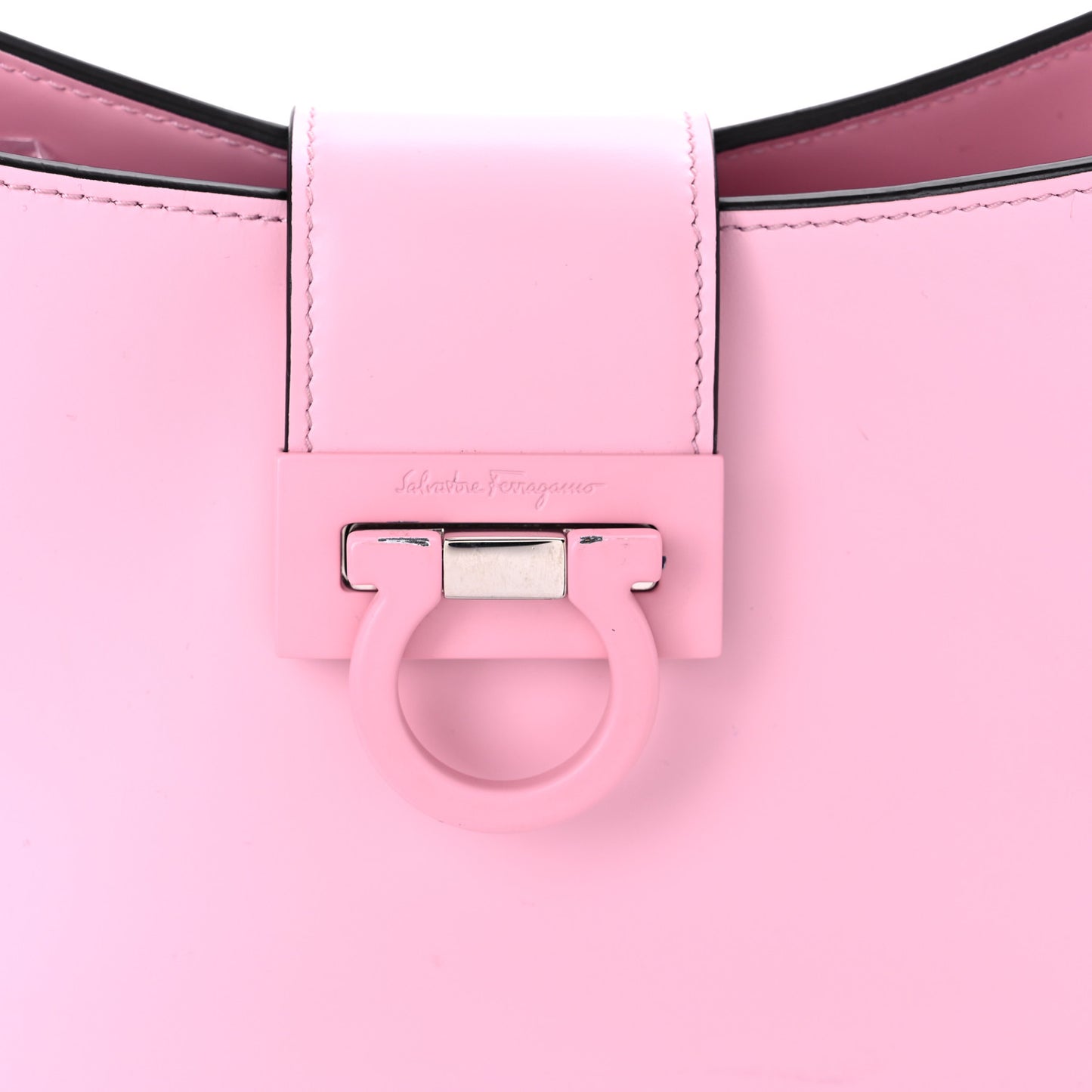 Calfskin Trifolio Shoulder Bag Cheerleader Pink