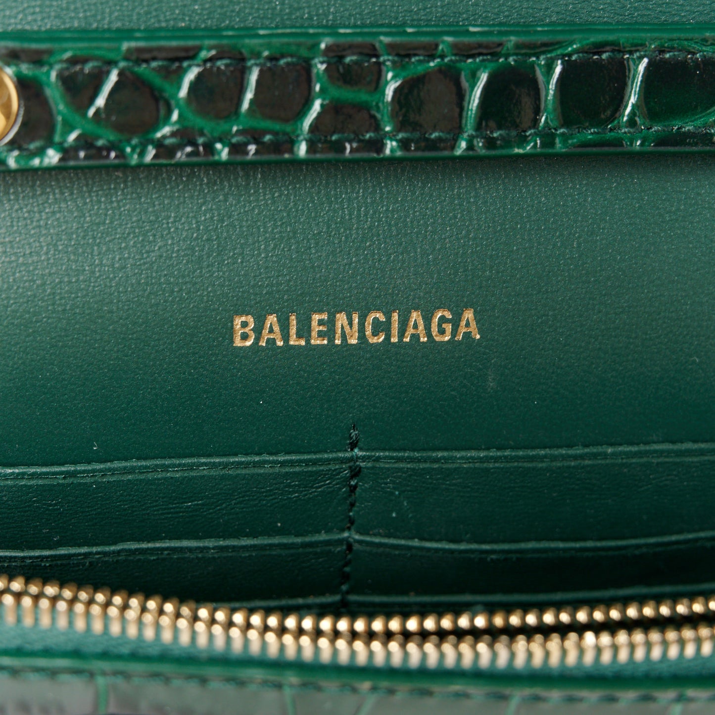 Shiny Calfskin Crocodile Embossed Hourglass Chain Bag Forest Green