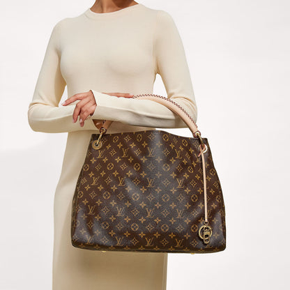 Louis Vuitton Monogram Artsy MM 2 of 7