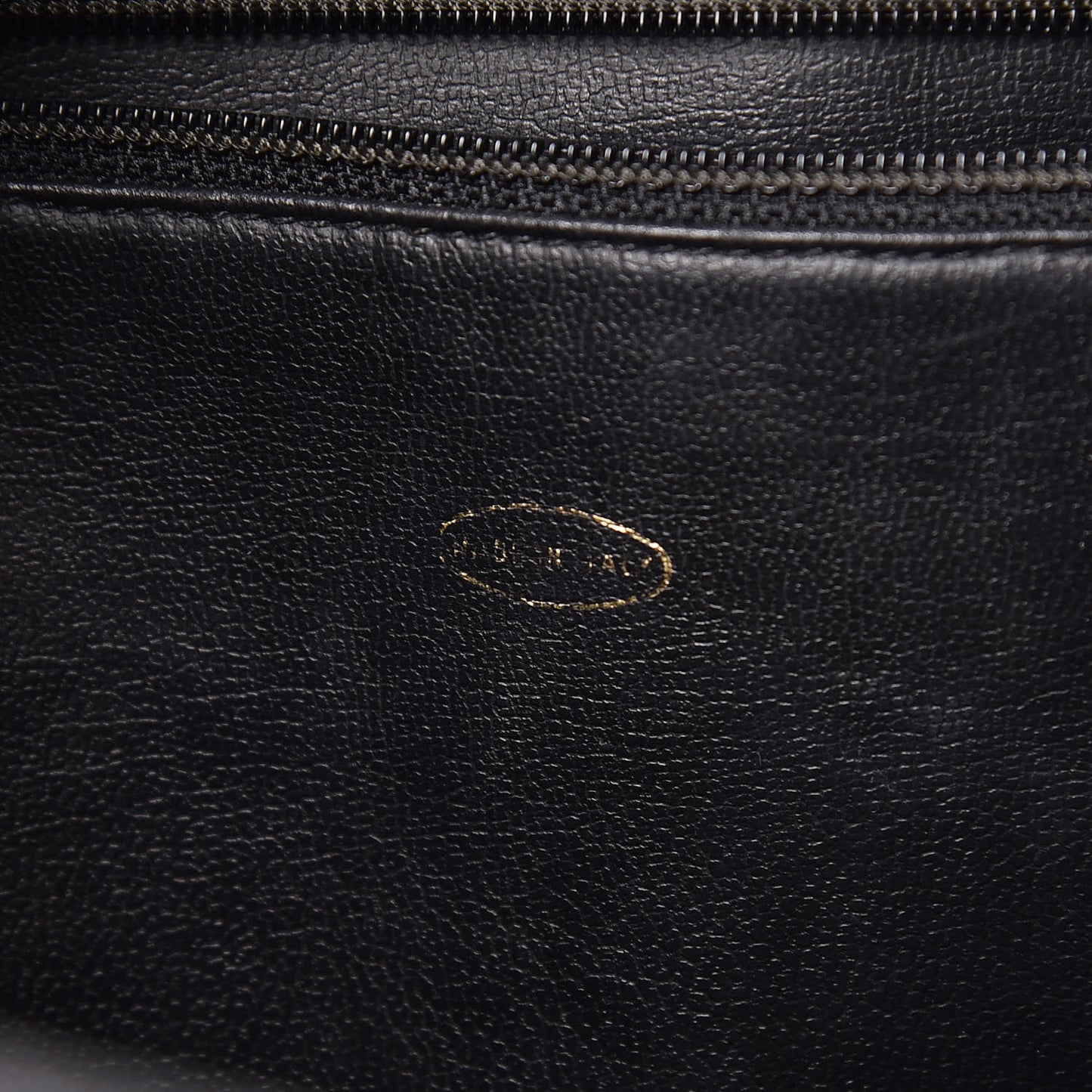 Caviar CC Shoulder Bag Black
