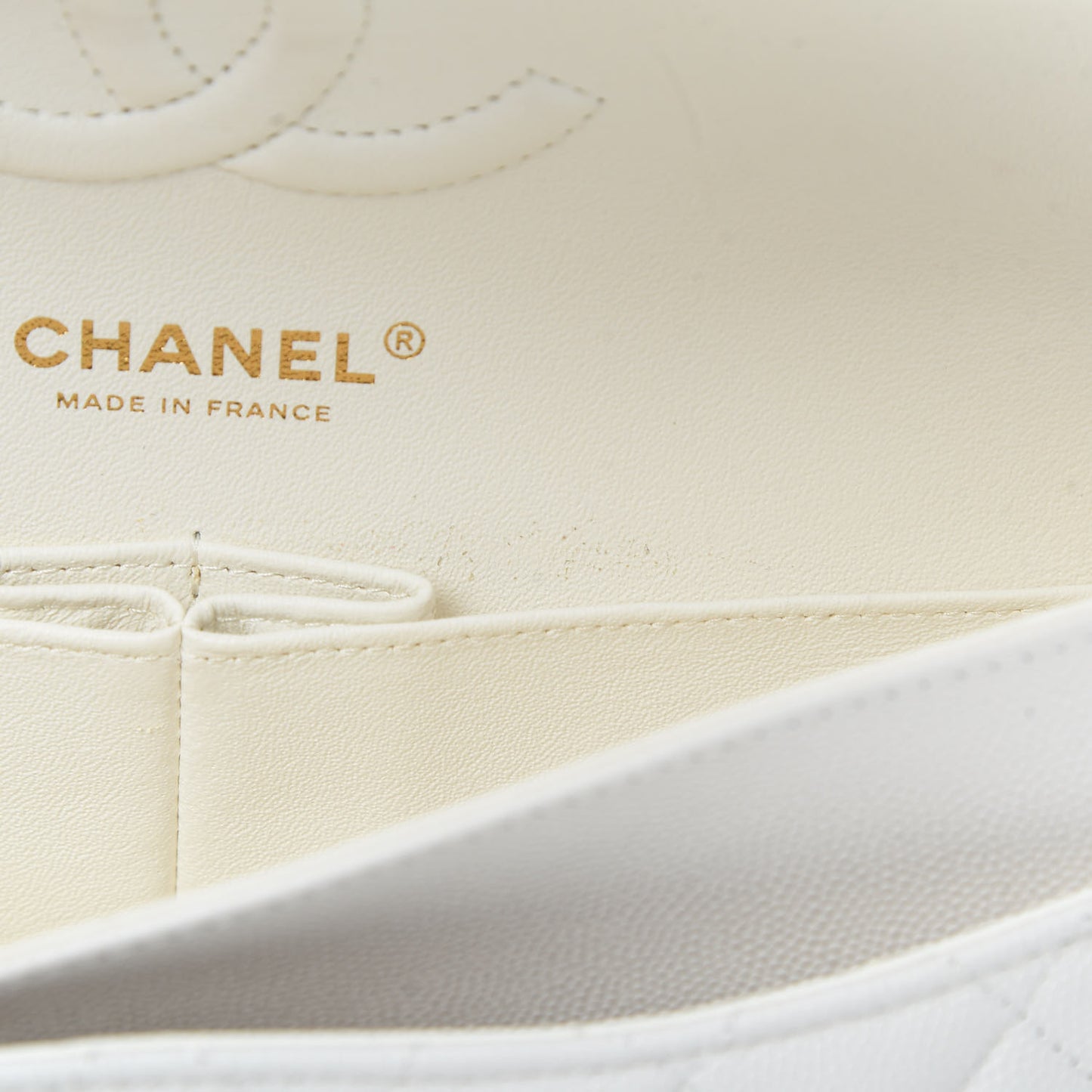 Caviar Quilted Medium Double Flap White