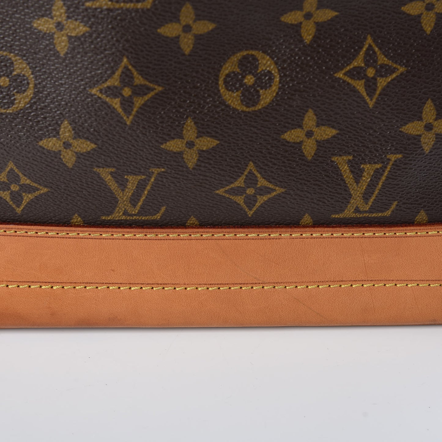 Monogram Noe