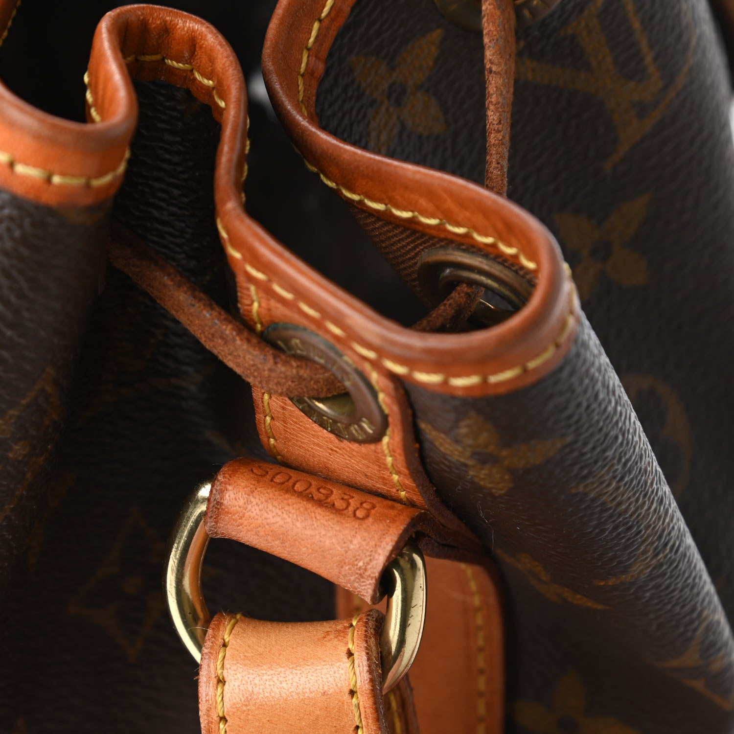 Louis Vuitton Monogram Petit Noe 10 of 12