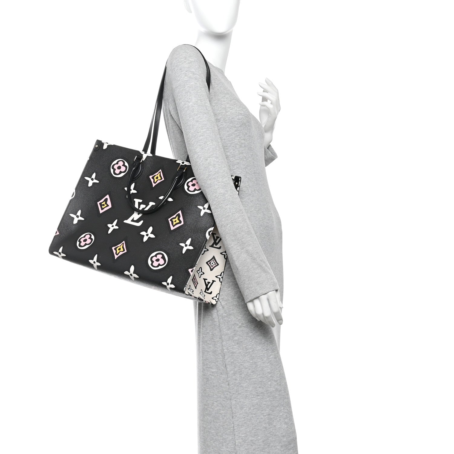 Louis Vuitton Monogram Giant Wild At Heart Onthego GM Black 2 of 13
