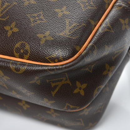 Louis Vuitton Monogram Reporter GM 9 of 17