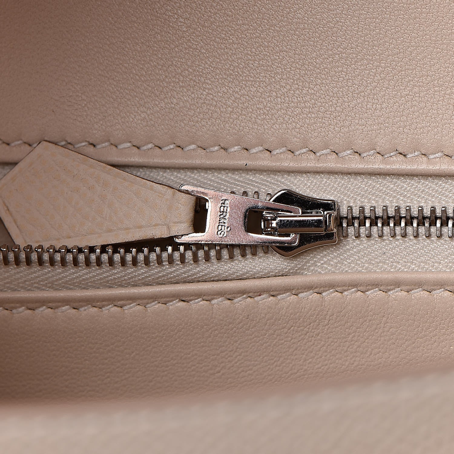 Hermes Epsom Constance 24 Craie 19 of 24