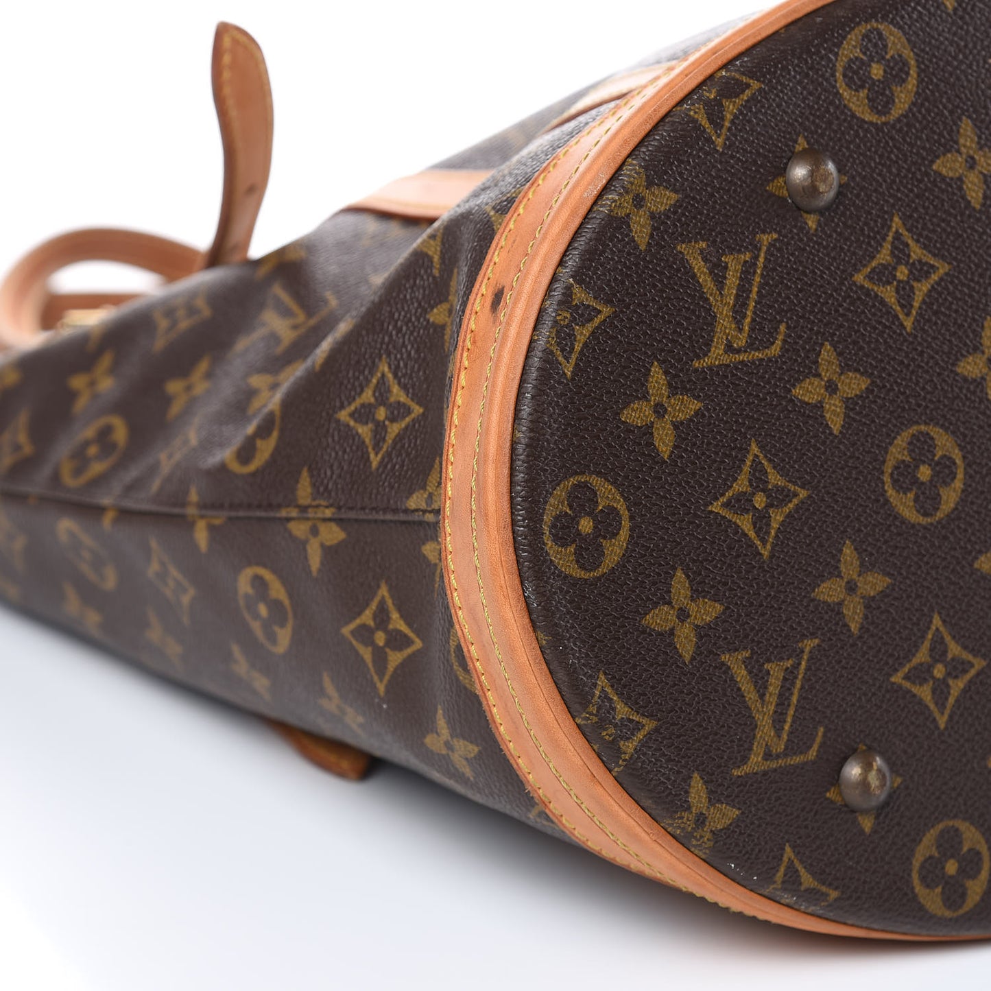 Monogram Bucket 27