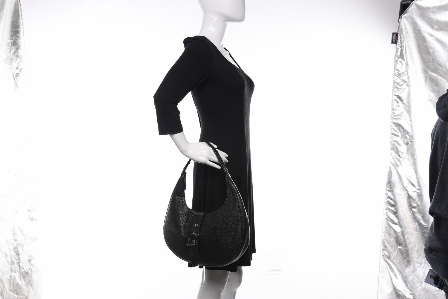 Christian Dior Grained Calfskin Cannage Hobo Black 3 of 14