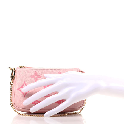 Louis Vuitton Empreinte Monogram Giant By The Pool Mini Pochette Accessories Bouton De Rose 2 of 9