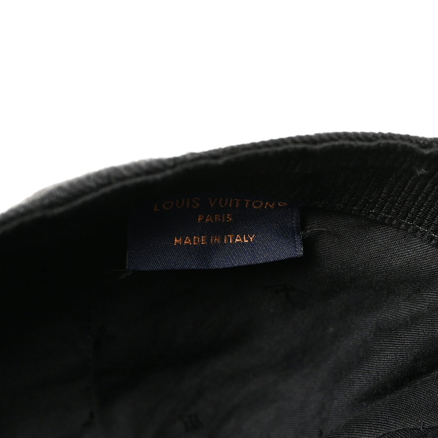 Monogram Essential Cap M Black