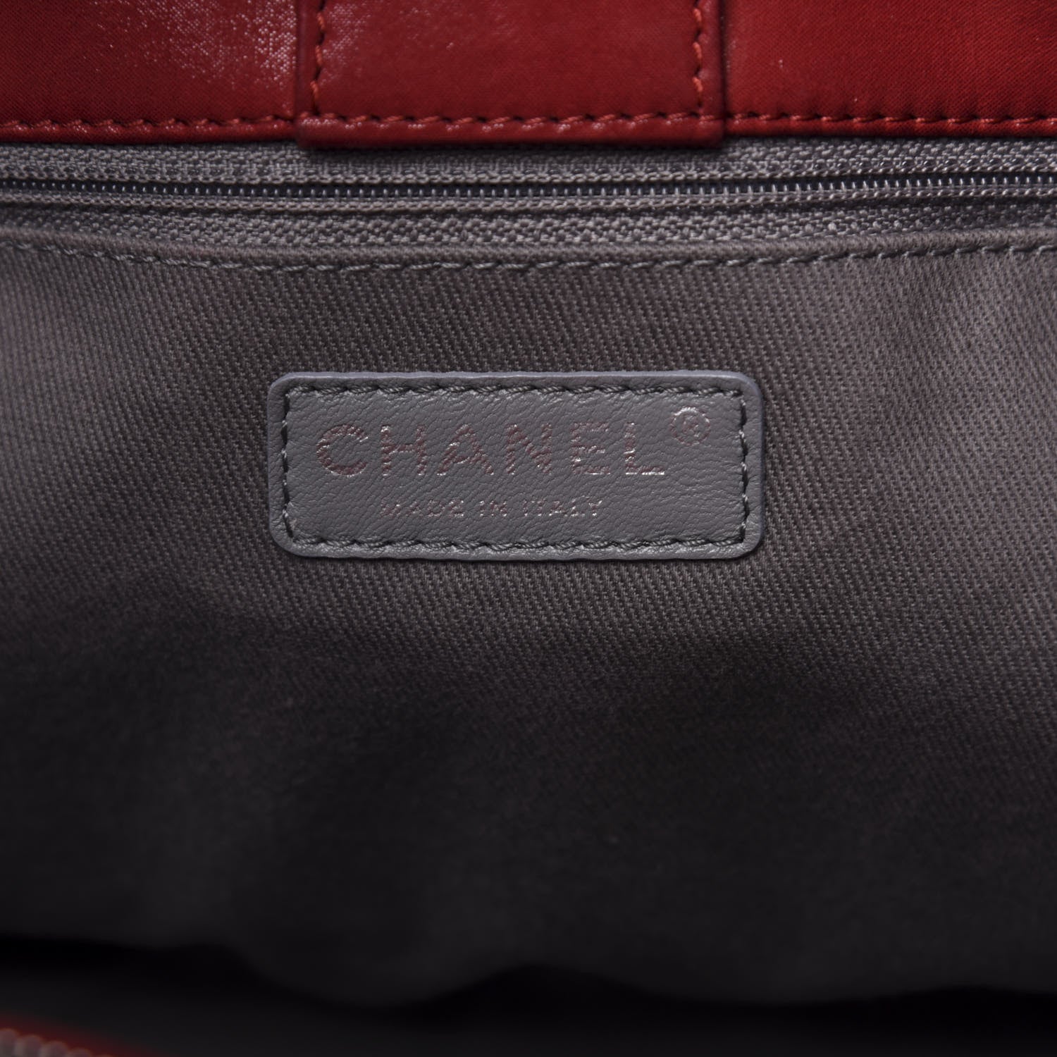 Chanel Iridescent Calfskin Quilted Small Sea Hit Tote Red 7 of 10
