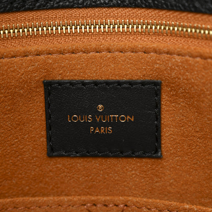 Louis Vuitton Empreinte Monogram Giant OnTheGo MM Black 6 of 10
