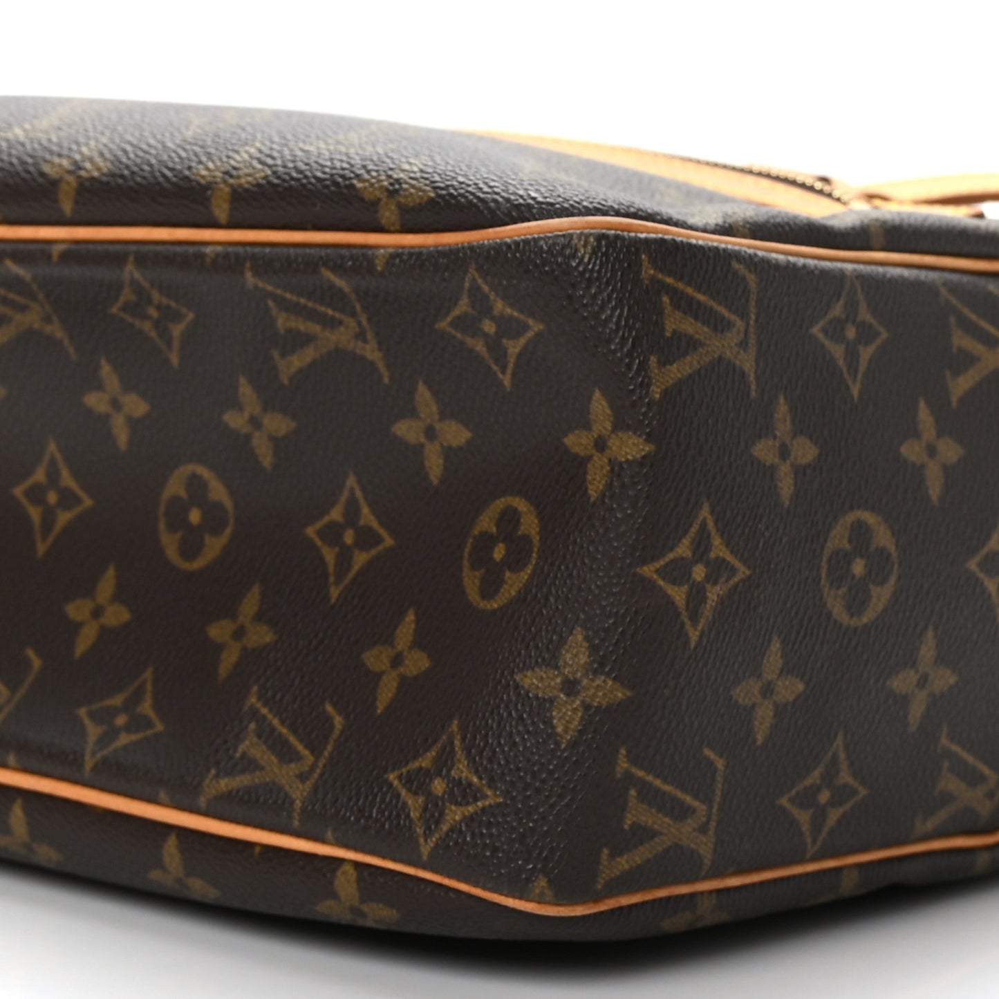 Monogram Cite GM