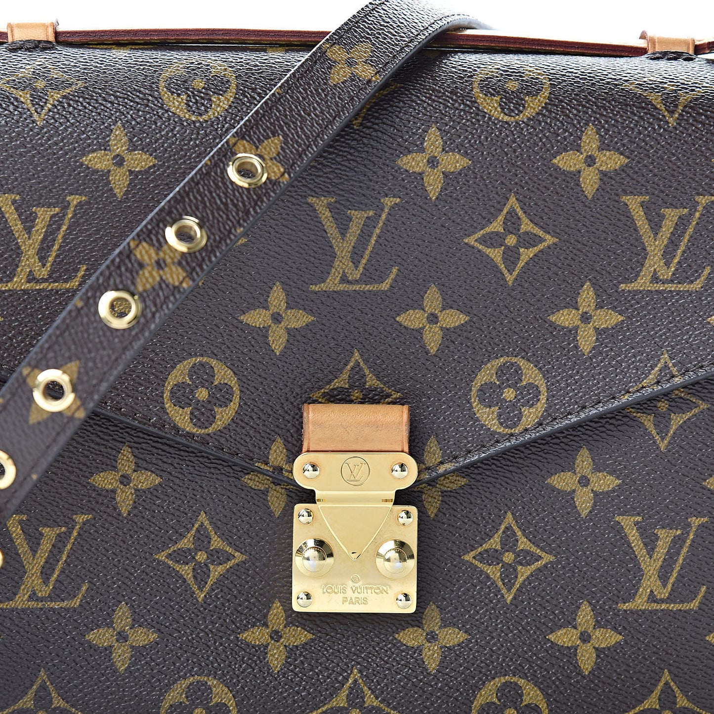 Monogram Pochette Metis