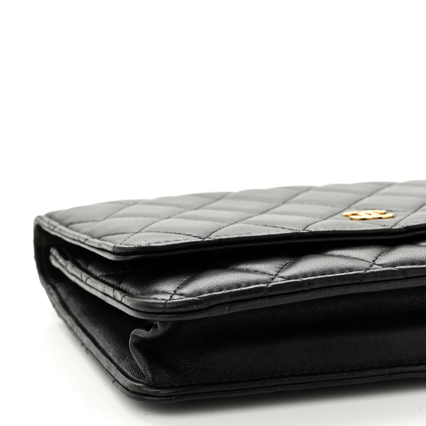 Lambskin Quilted Wallet On Chain WOC Black