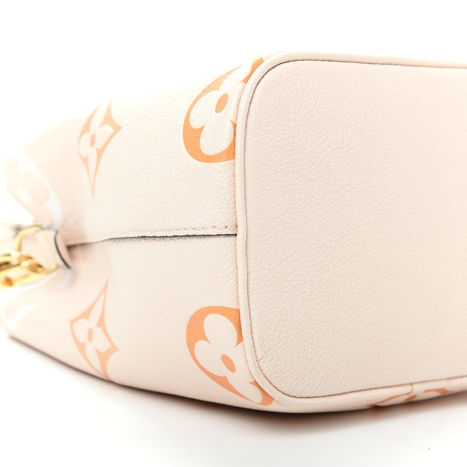 Louis Vuitton Empreinte Monogram Giant By The Pool Neonoe BB Cream Saffron 6 of 9