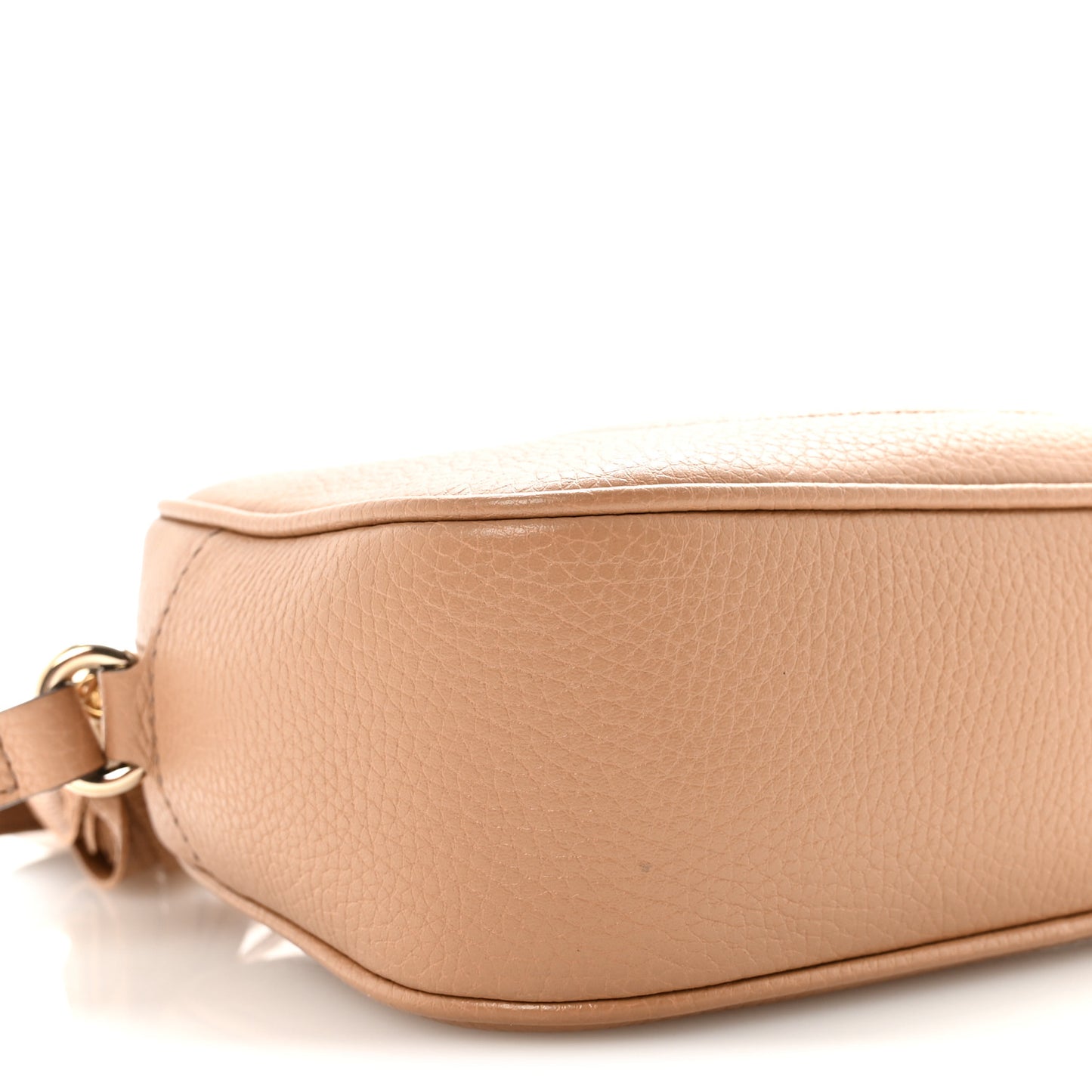 Pebbled Calfskin Small Soho Disco Bag Camelia