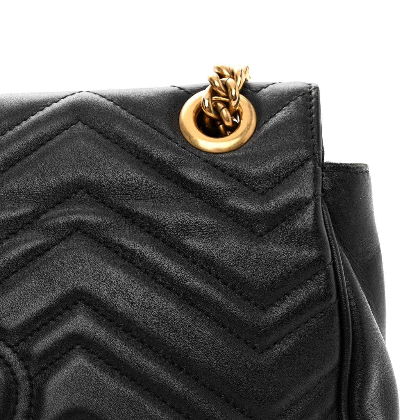 Calfskin Matelasse Medium GG Marmont Shoulder Bag Black