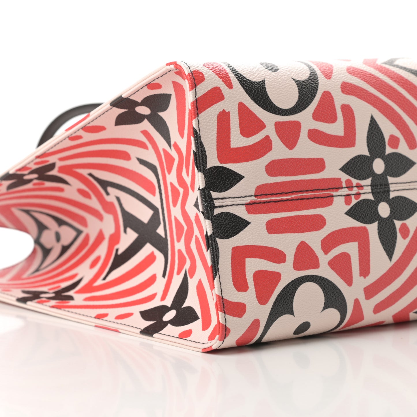 Monogram Giant Crafty Onthego GM Creme Rouge Black