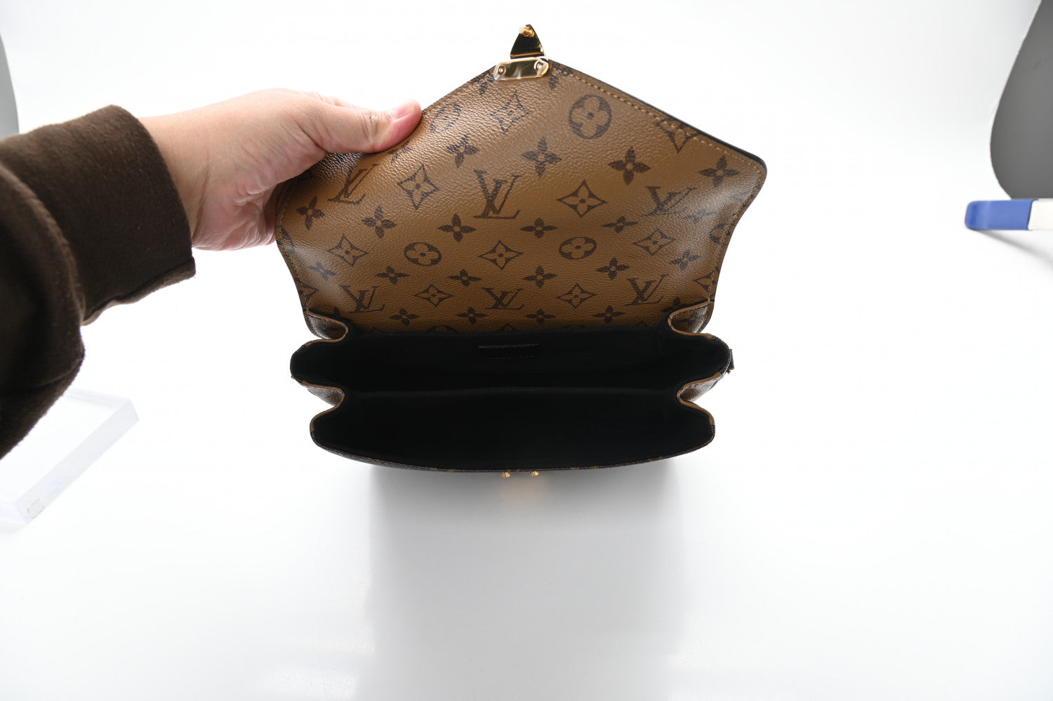 Louis Vuitton Reverse Monogram Pochette Metis 8 of 15