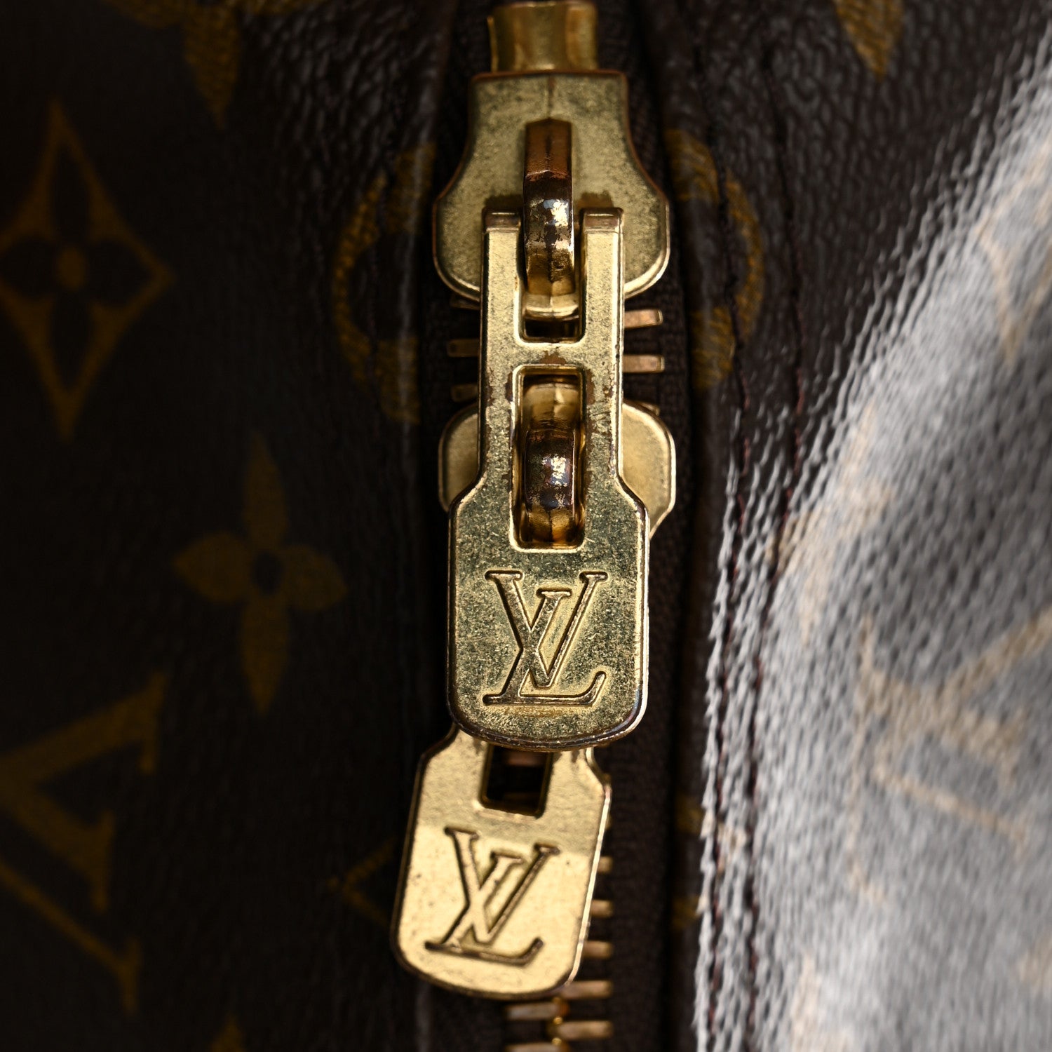 Louis Vuitton Monogram Keepall 60 17 of 19