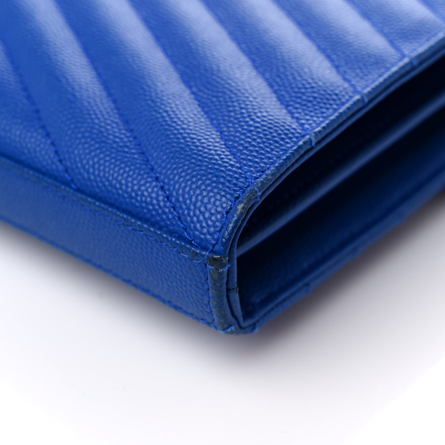 Grain De Poudre Matelasse Chevron Monogram Chain Wallet Blue Majorelle