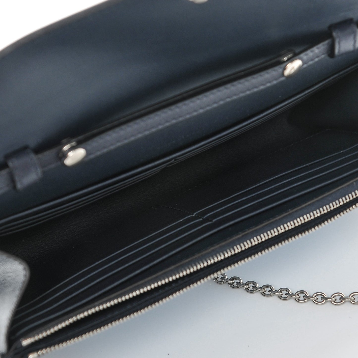 Shiny Calfskin Large Pocket Flap On Chain Green Smoke
