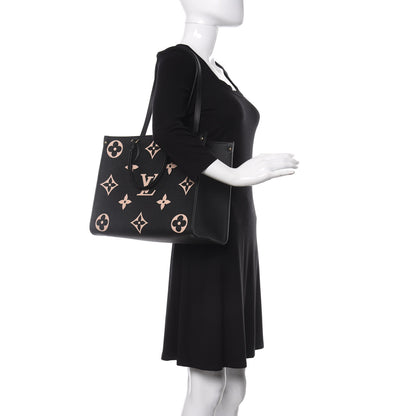 Louis Vuitton Empreinte Monogram Giant Onthego MM Black Beige 2 of 10