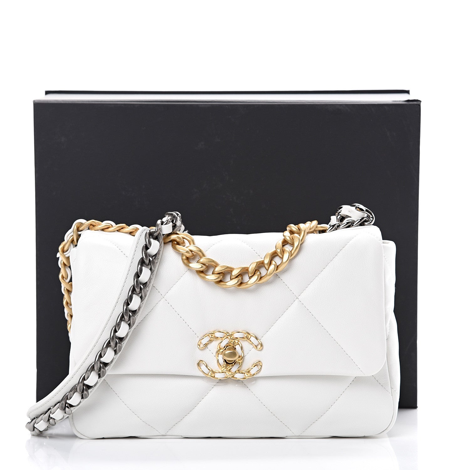Chanel Goatskin Quilted Medium 19 Flap White 10 of 10