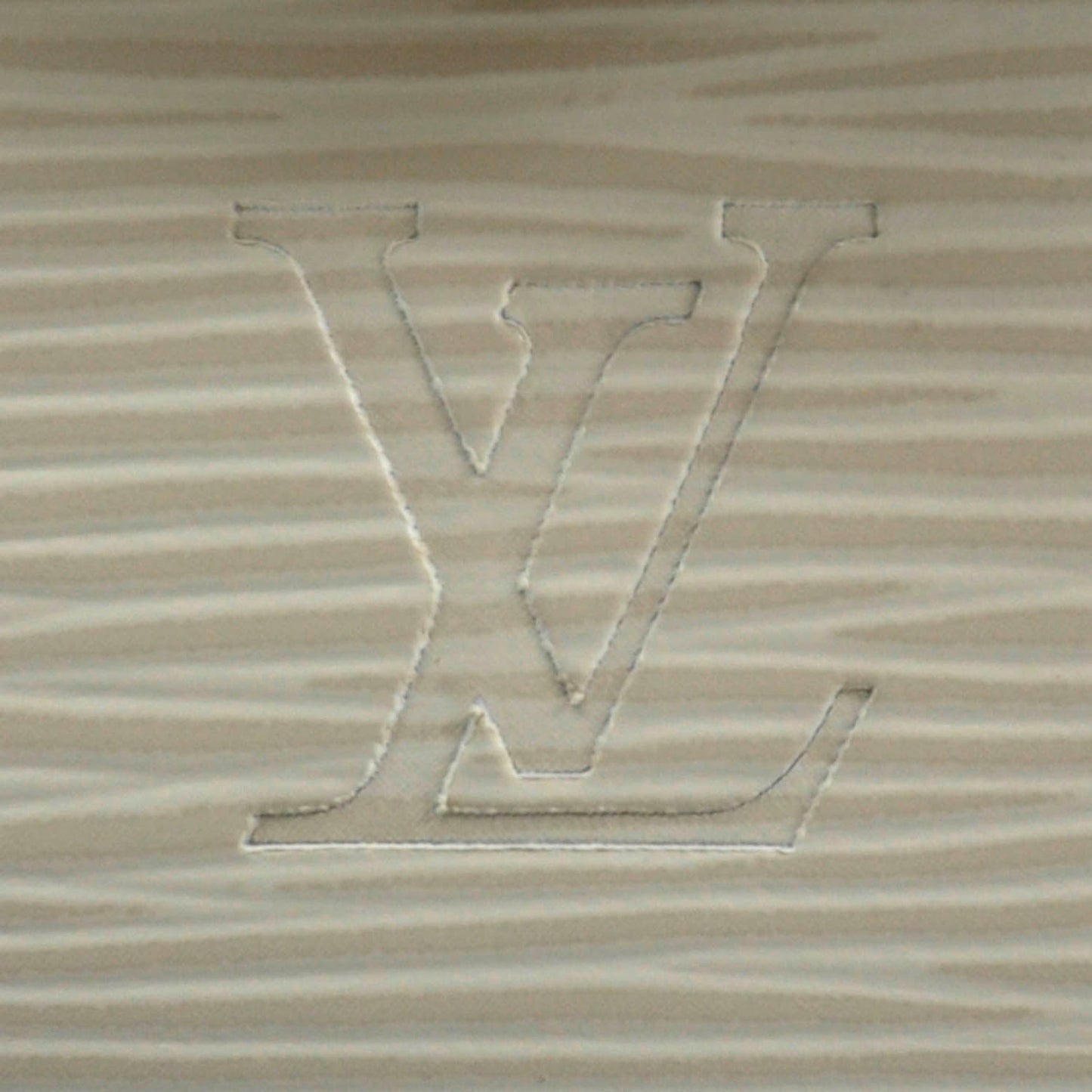 LOUIS VUITTON Epi Montaigne Clutch Ivory
