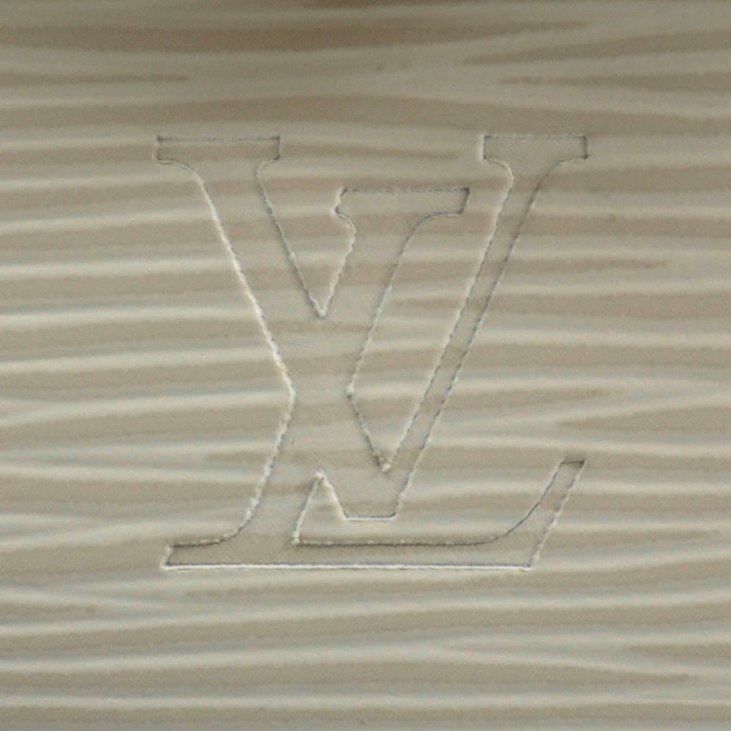 Louis Vuitton LOUIS VUITTON Epi Montaigne Clutch Ivory 5 of 8