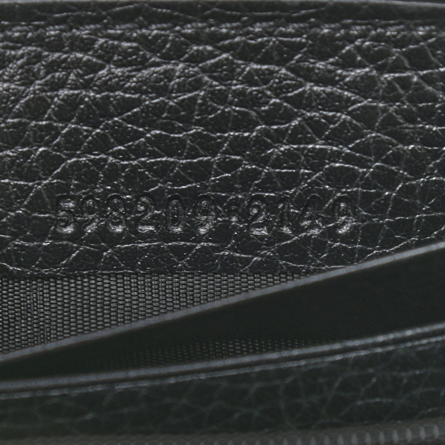 Pebbled Calfskin Small Soho Zip Around Wallet Black
