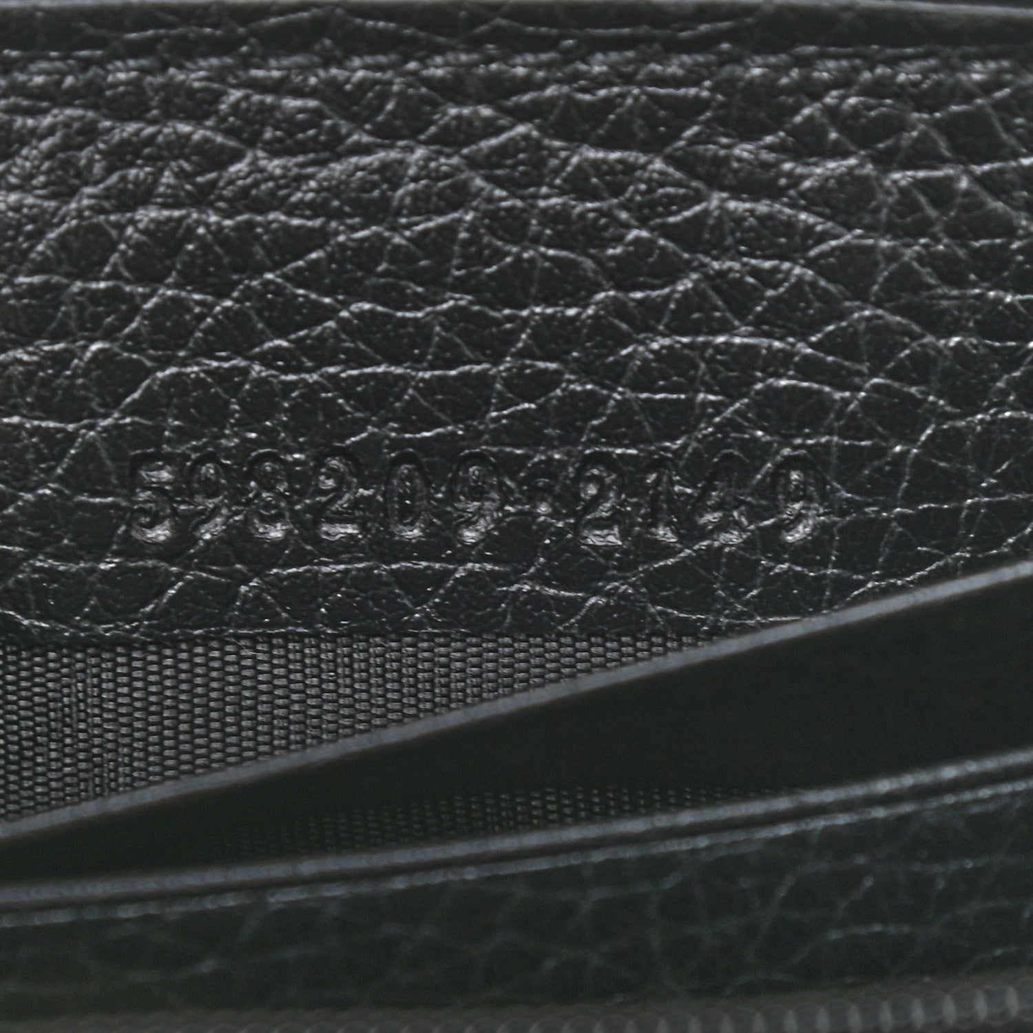 Gucci Pebbled Calfskin Small Soho Zip Around Wallet Black 7 of 13