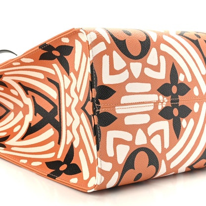 Louis Vuitton Monogram Giant Crafty Onthego GM Crème Caramel 7 of 8