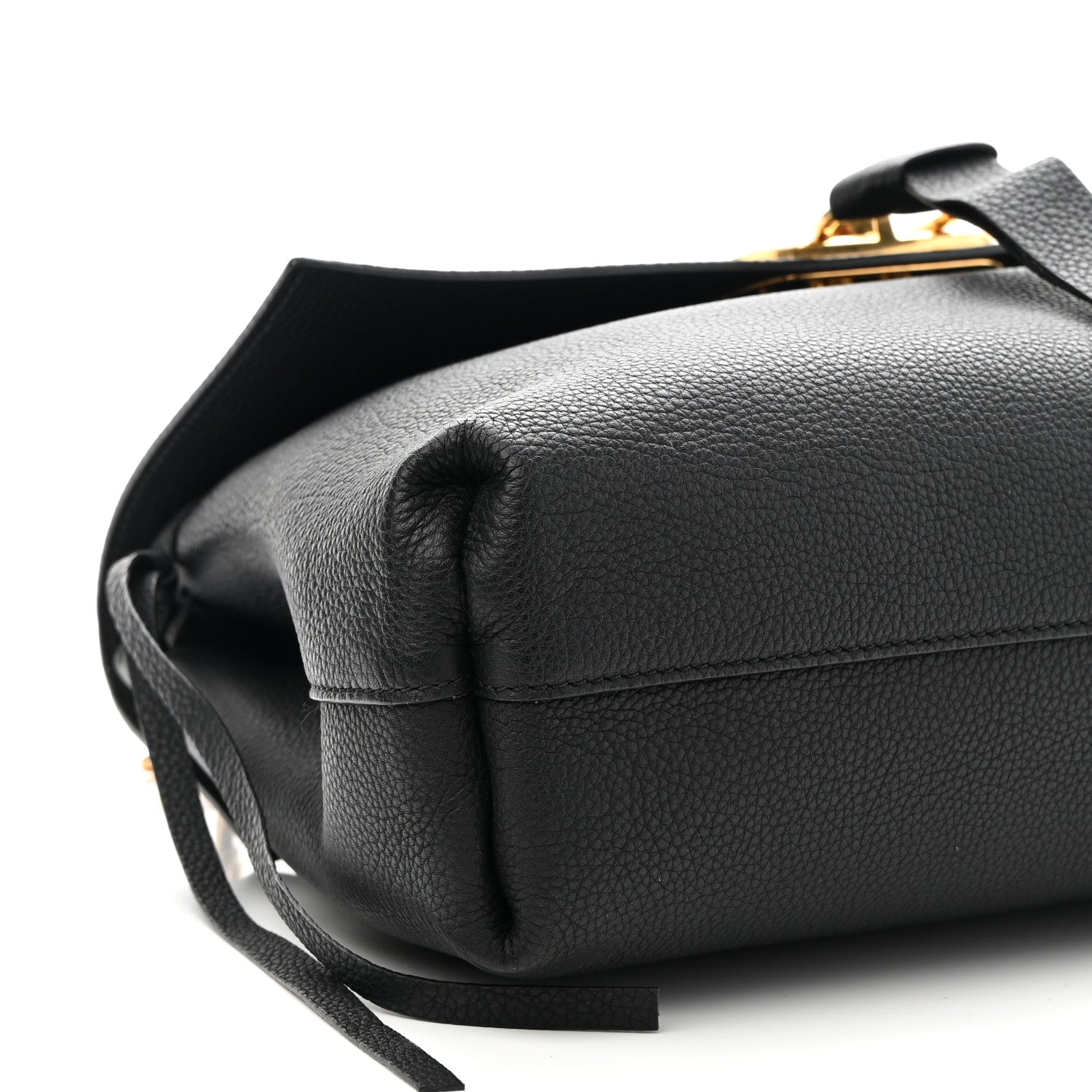 Valentino Garavani Pebbled Calfskin Large VRing Chain Shoulder Bag Black 7 of 8
