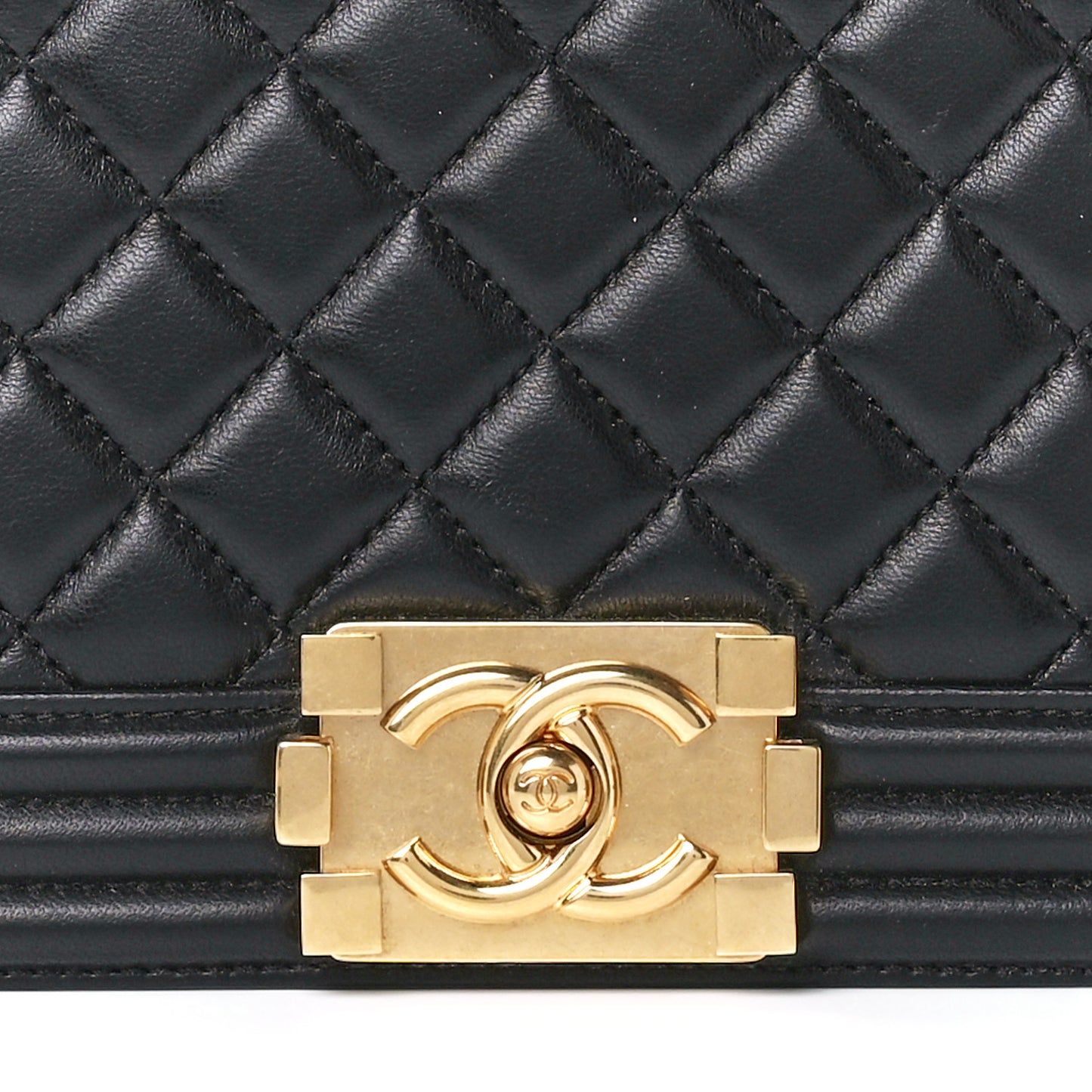 Lambskin Quilted Medium Boy Flap Black