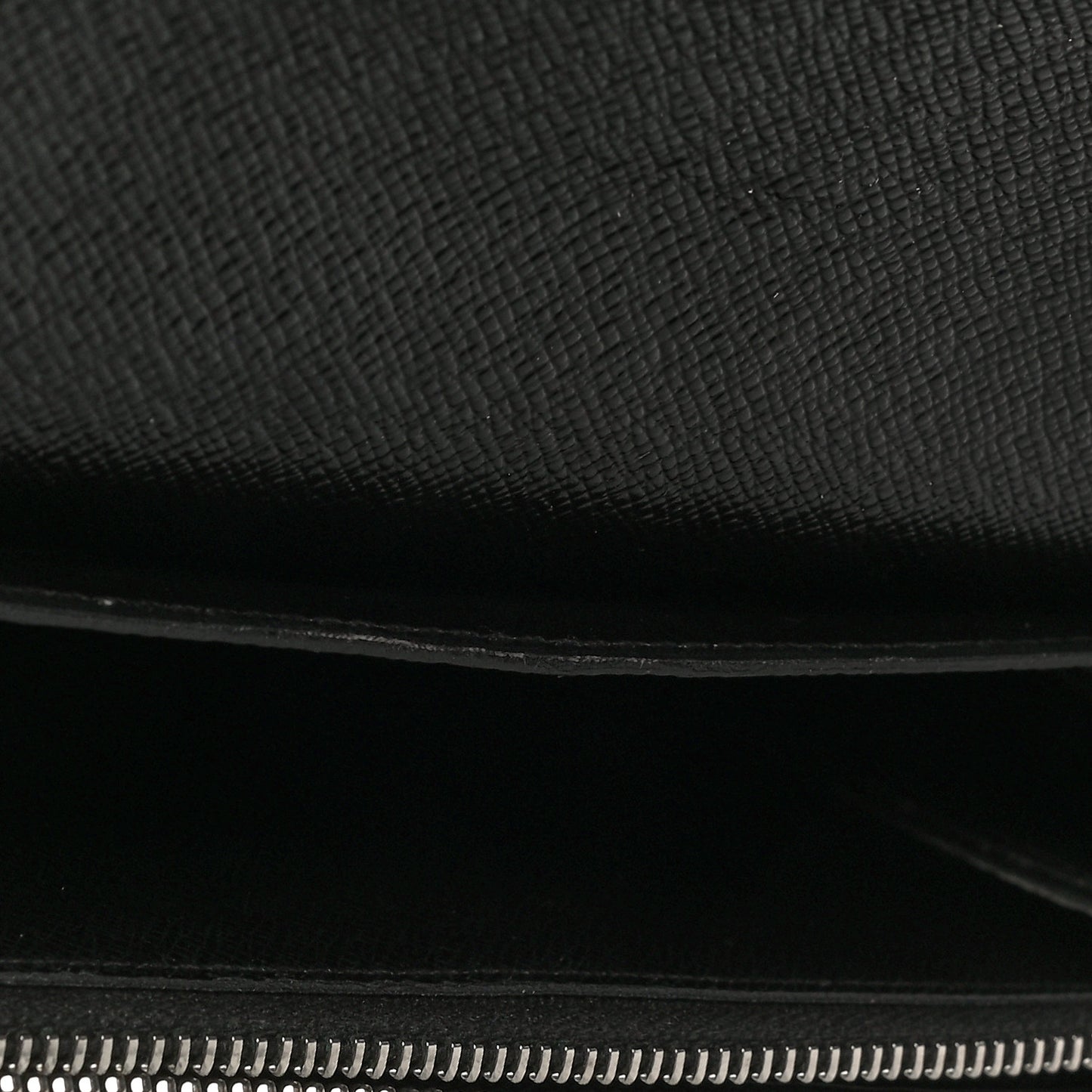 Monogram Palm Twist Chain Wallet Black White