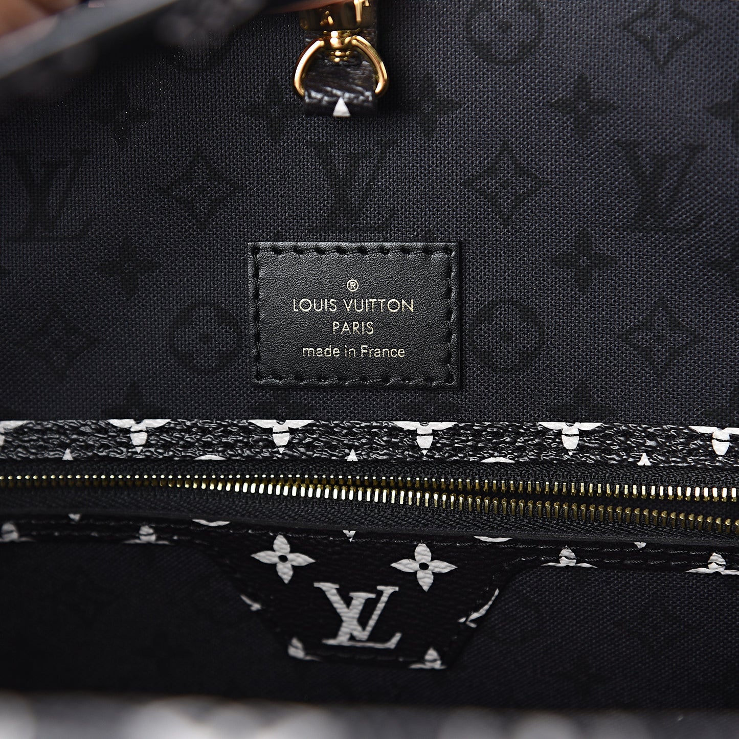 Monogram Giant Crafty Neverfull MM Creme Rouge Black