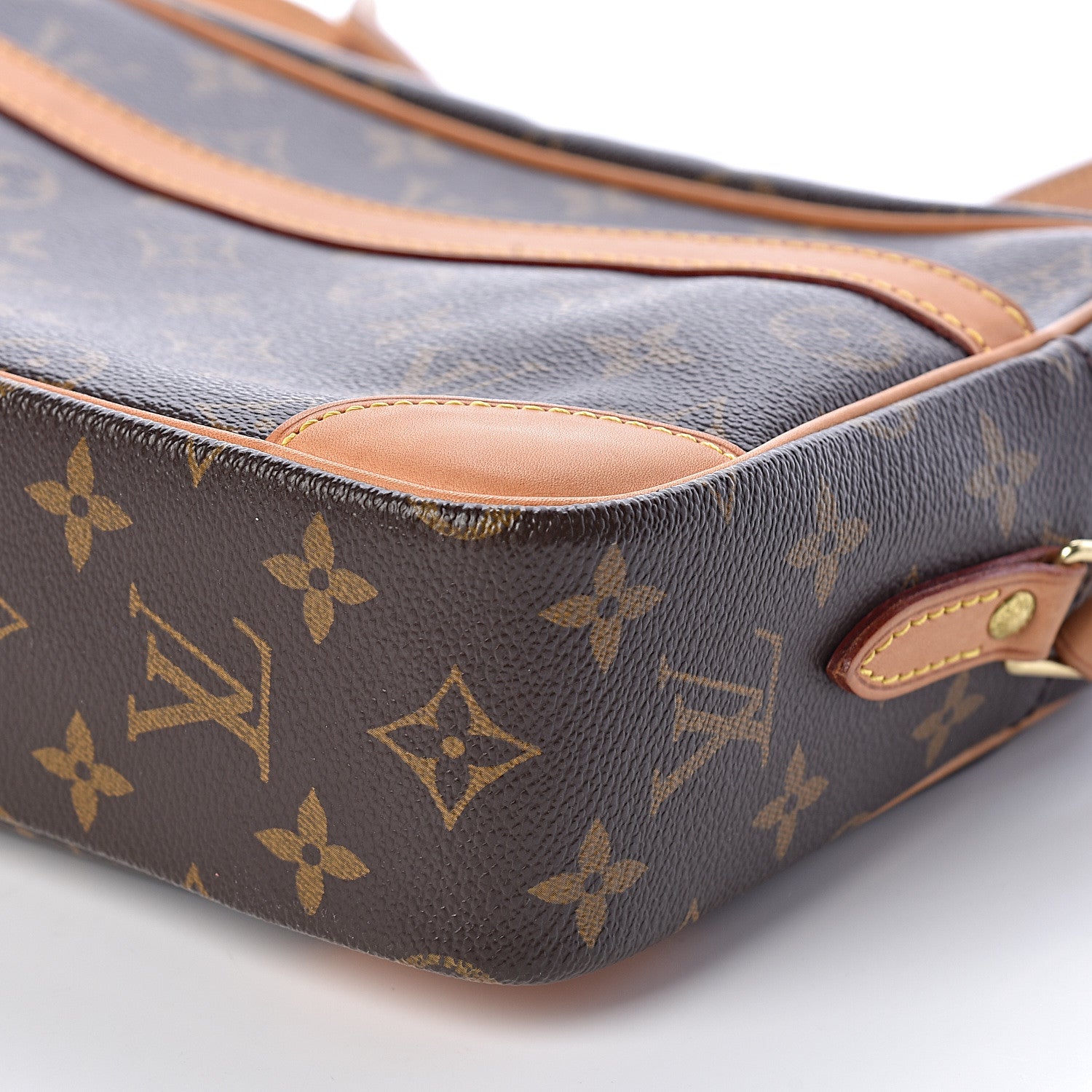 Louis Vuitton Monogram Trocadero 27 9 of 9