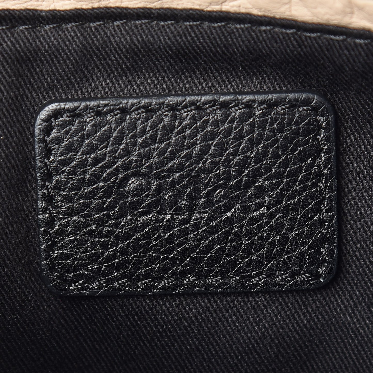 Calfskin Small Paraty Black