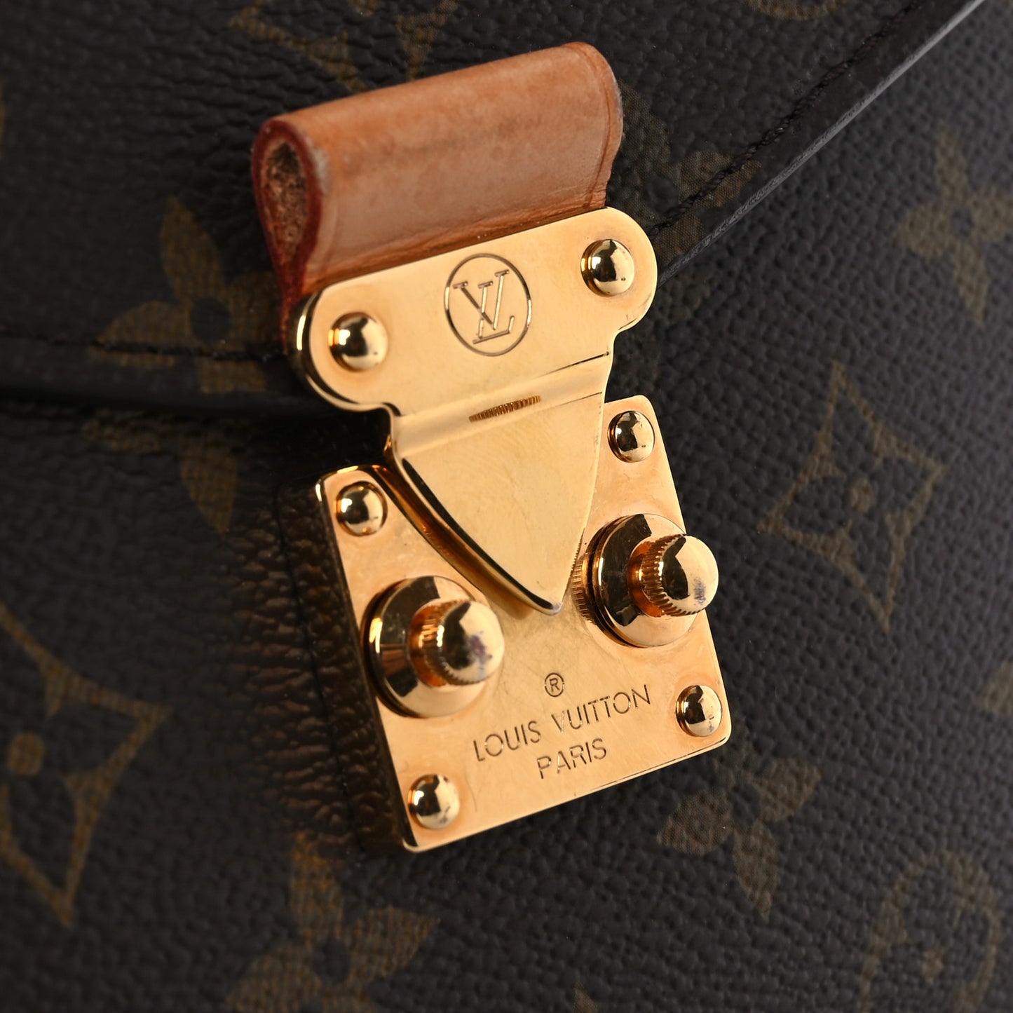 Monogram Pochette Metis